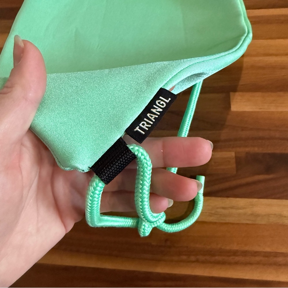 Triangl drawstring Backpack - Picture 6 of 14